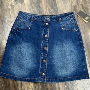 🔥NWT🔥 Frye Mid-Rise Denim Skirt Plus Size Short feminine western stretch